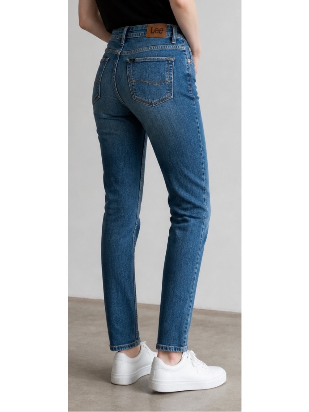 Lee Size 6 Women’s Blue Denim Bootcut Jeans